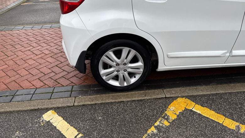 Honda Jazz 1.4 i-VTEC ES Plus 5dr CVT Petrol Hatchback